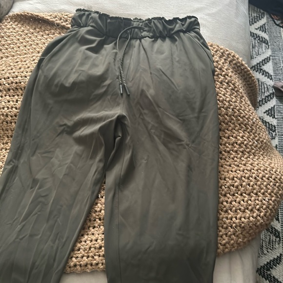 Lululemon Joggers - Picture 1 of 3